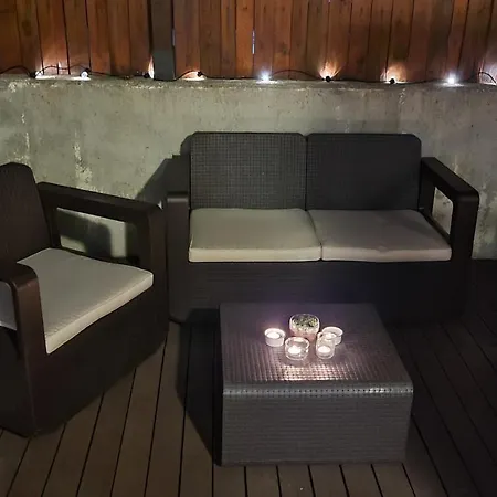 Con Jardin En Linsoles