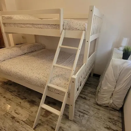 Con Jardin En Linsoles Anciles